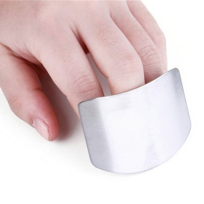Stainless Steel Finger Guard – Safe Vegetable Slicing Shield