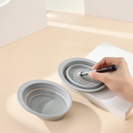 Silicone Makeup Brush Cleaner Bowl – Foldable Scrubbing Pad