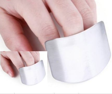 Stainless Steel Finger Guard – Safe Vegetable Slicing Shield