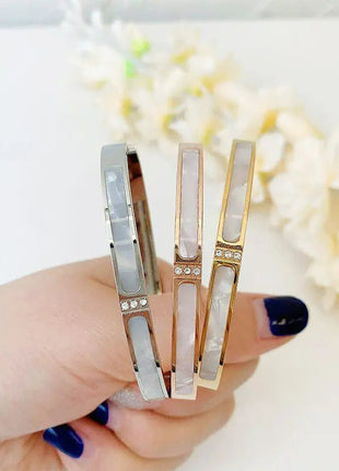AuraBracelet™ – Titanium Gold Bracelet with Zircon