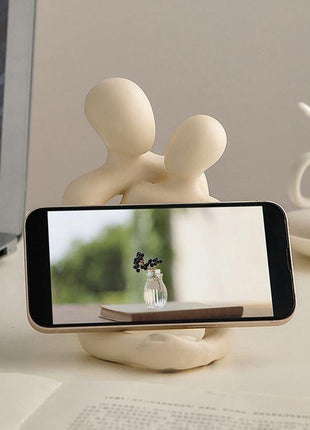 Heartwarming Loving Couple Resin Statue - A Timeless Modern Home Decor Accent For Bookshelves, Office Desks, And Nightstands Valentine's Day Gift