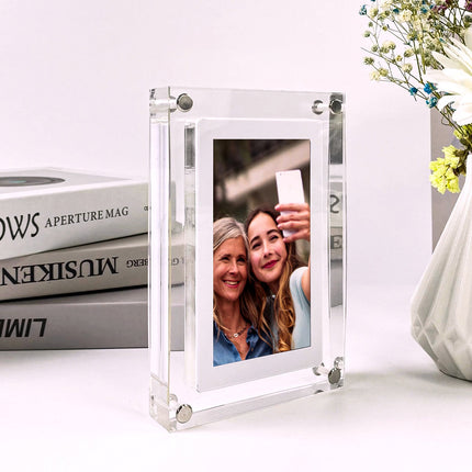 Vertical Digital Photo Frame with Battery and USB-C