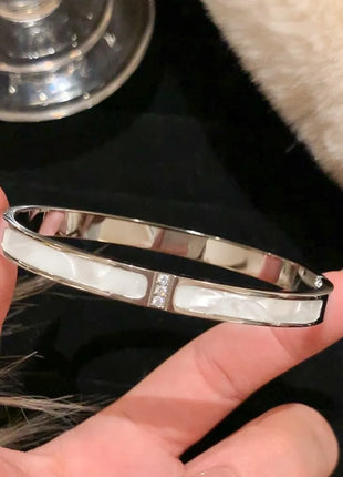 AuraBracelet™ – Titanium Gold Bracelet with Zircon